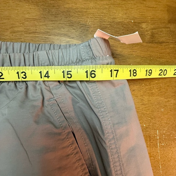 Abercrombie & Fitch Khaki Pants L - Picture 4 of 8